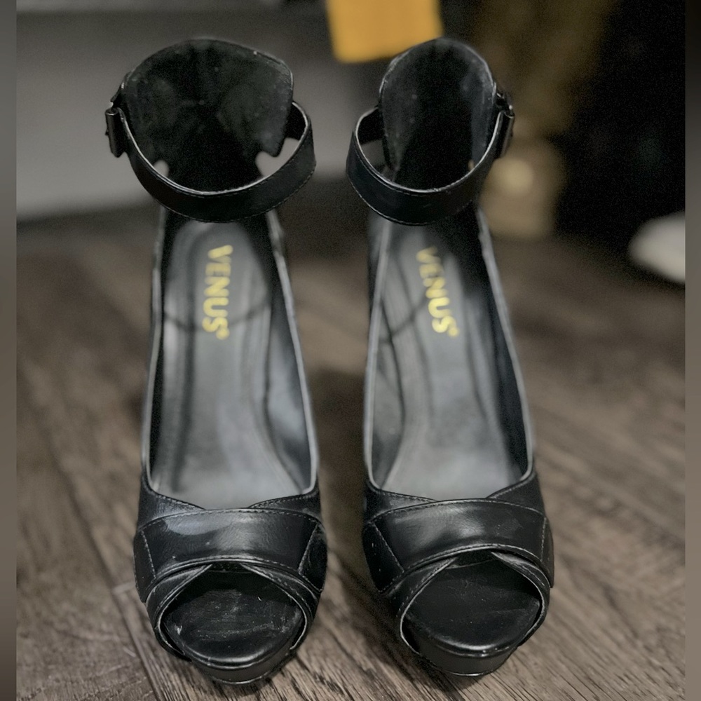 Venus High Heels